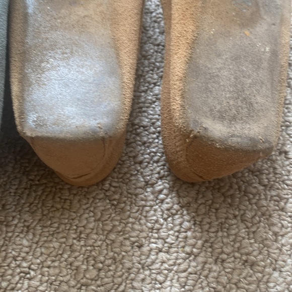2 Minnetonka Moccasins in Tan and Grey. Suede Soft Sole Kilty Fringe Tie Size 6. - Picture 13 of 15